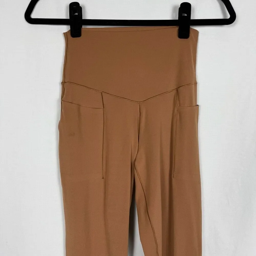 Aerie Offline High Rise‎ Side Pockets Legging - Women’s M